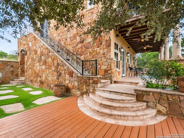 103 Castle Rock, Boerne, TX 78006