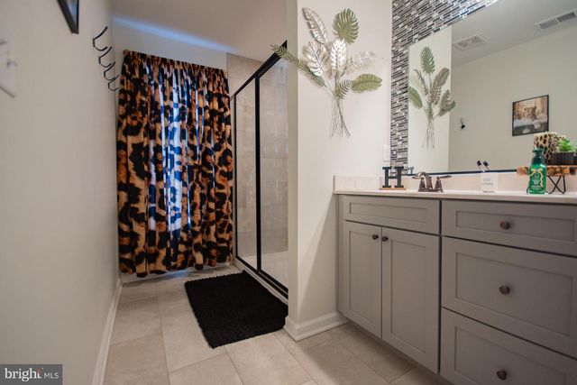 90 LARIMAR LN, Inwood, WV 25428