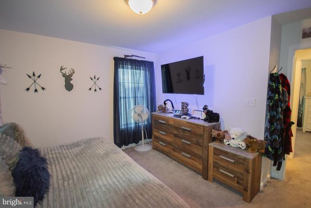 90 LARIMAR LN, Inwood, WV 25428