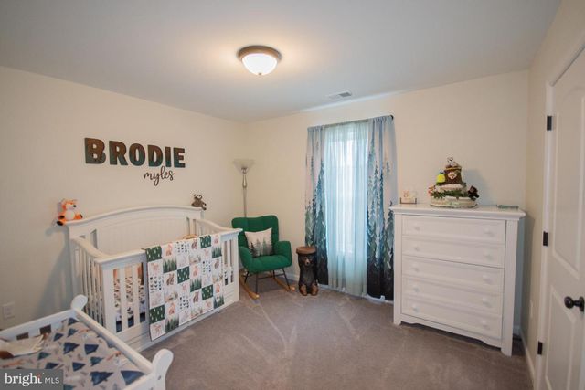 90 LARIMAR LN, Inwood, WV 25428