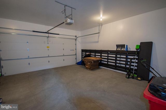 90 LARIMAR LN, Inwood, WV 25428