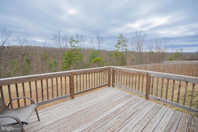 90 LARIMAR LN, Inwood, WV 25428