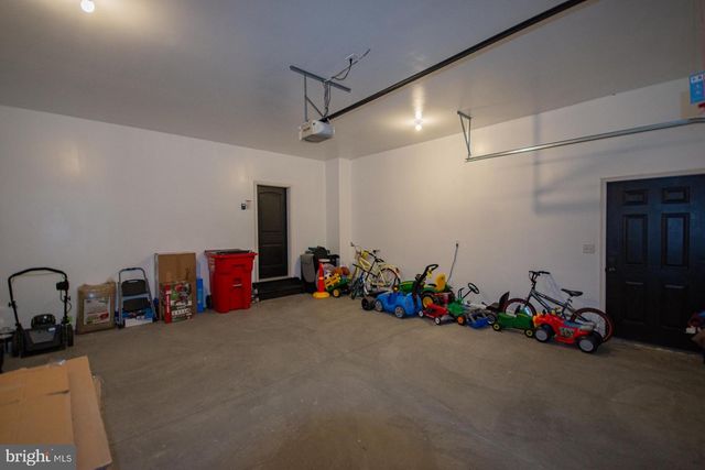 90 LARIMAR LN, Inwood, WV 25428