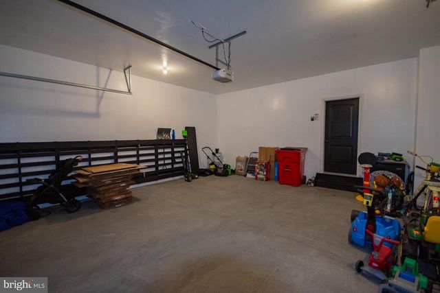 90 LARIMAR LN, Inwood, WV 25428