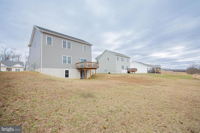 90 LARIMAR LN, Inwood, WV 25428