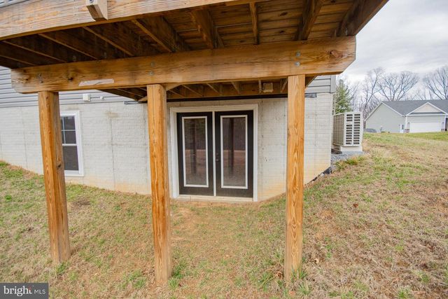 90 LARIMAR LN, Inwood, WV 25428