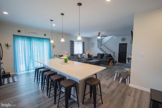 90 LARIMAR LN, Inwood, WV 25428