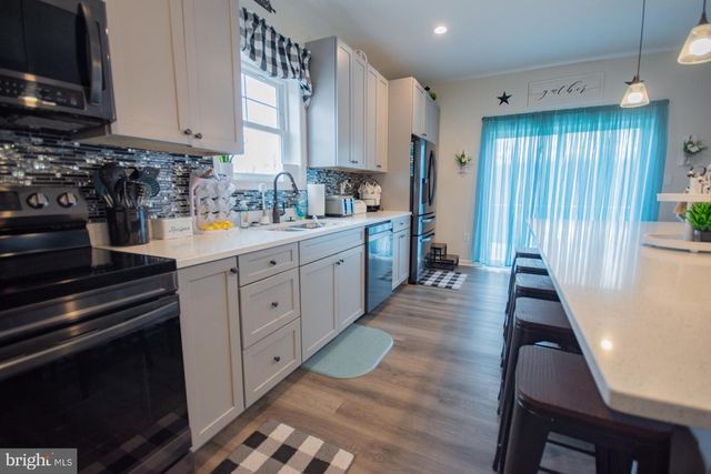 90 LARIMAR LN, Inwood, WV 25428