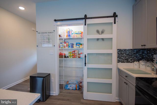 90 LARIMAR LN, Inwood, WV 25428