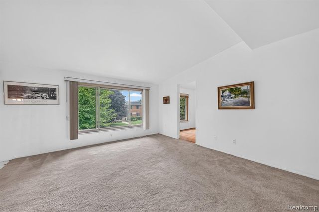 1245 Derby Road 7, Birmingham, MI 48009