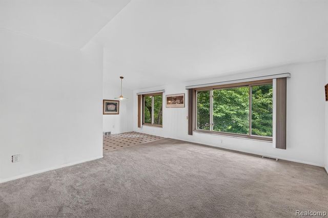 1245 Derby Road 7, Birmingham, MI 48009