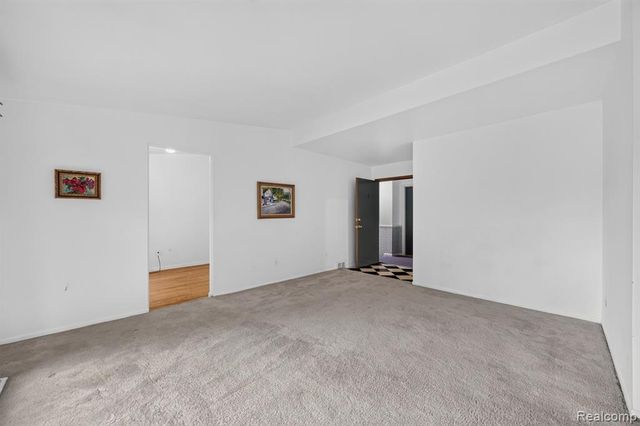 1245 Derby Road 7, Birmingham, MI 48009