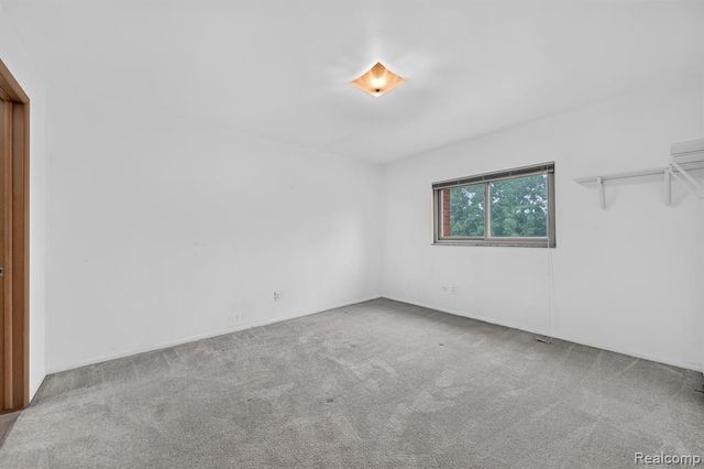 1245 Derby Road 7, Birmingham, MI 48009