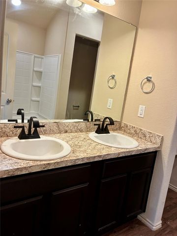15451 Casita Verde Way, Houston, TX 77049