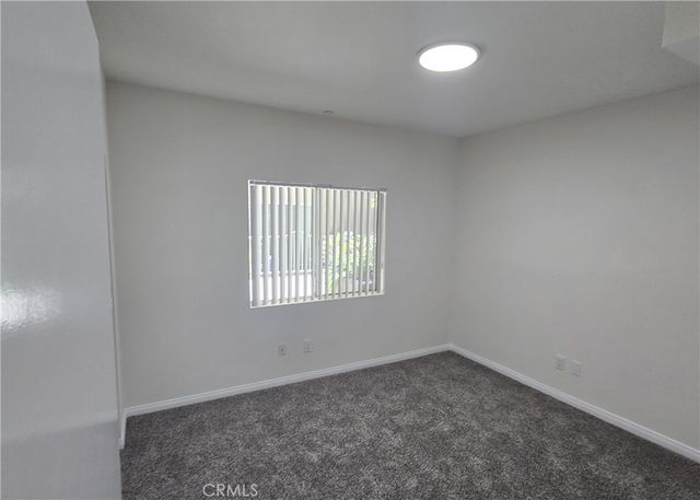 7551 Jordan Avenue 104, Canoga Park, CA 91303