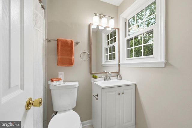 6364 BUFFIE CT, Burke, VA 22015