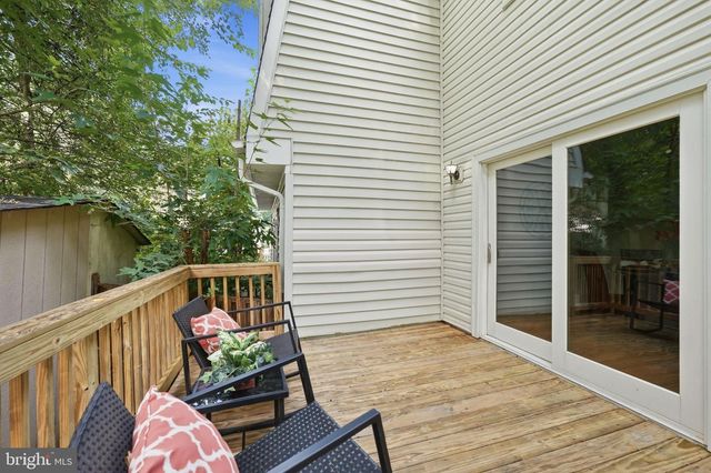 6364 BUFFIE CT, Burke, VA 22015