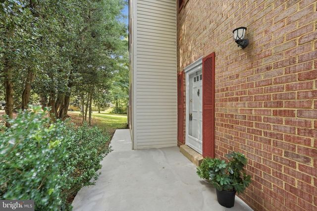 6364 BUFFIE CT, Burke, VA 22015