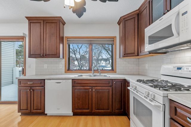 232 3rd Avenue NE, Minneapolis, MN 55413