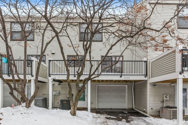 232 3rd Avenue NE, Minneapolis, MN 55413