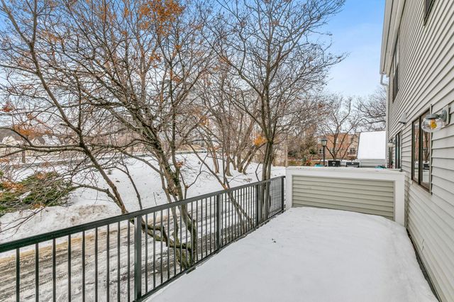 232 3rd Avenue NE, Minneapolis, MN 55413