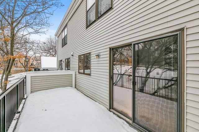 232 3rd Avenue NE, Minneapolis, MN 55413