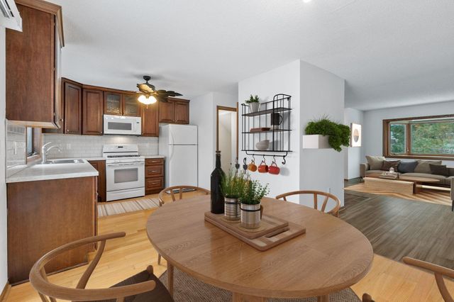 232 3rd Avenue NE, Minneapolis, MN 55413