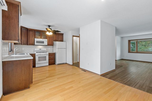 232 3rd Avenue NE, Minneapolis, MN 55413
