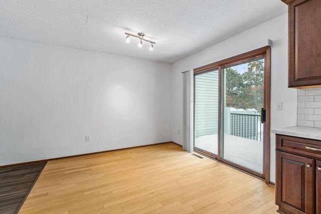 232 3rd Avenue NE, Minneapolis, MN 55413