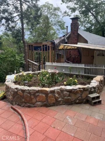 23663 Lake, Crestline, CA 92325