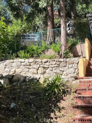 23663 Lake, Crestline, CA 92325