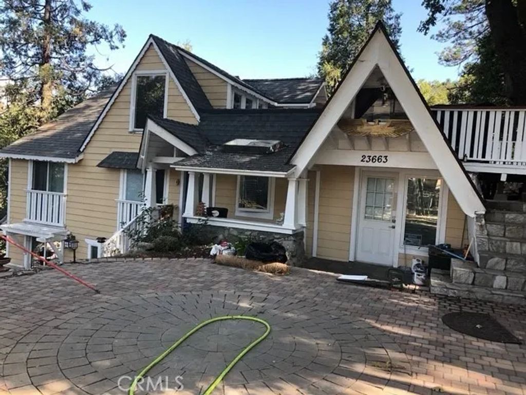 23663 Lake, Crestline, CA 92325