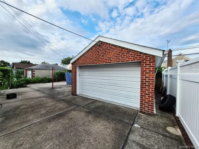 8333 251st Street, Bellerose, NY 11426
