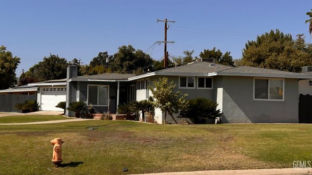 1650 Camino Sierra, Bakersfield, CA 93306