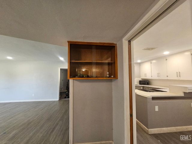 1650 Camino Sierra, Bakersfield, CA 93306