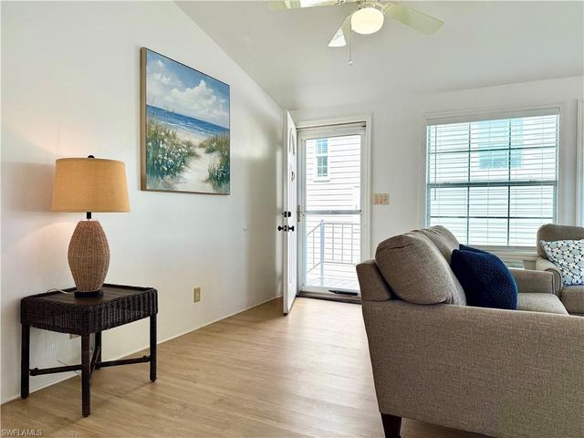 523 Cheetah DR # 523, Naples, FL 34114