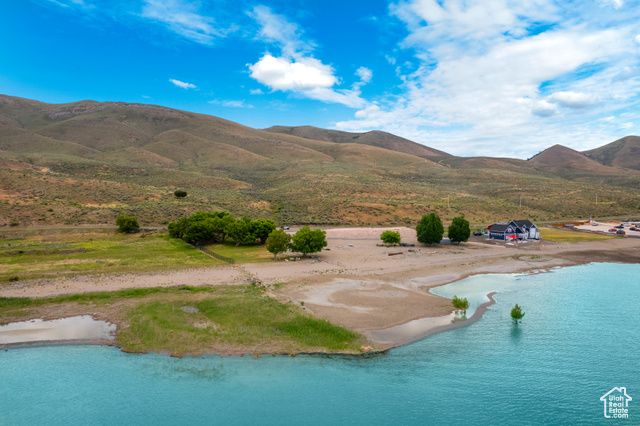 377 EAST SHORE RD, Saint Charles, ID 83272