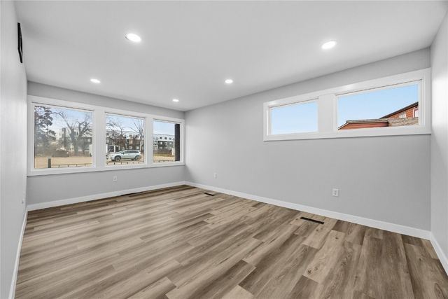 4245 1st Avenue SE A, Cedar Rapids, IA 52402