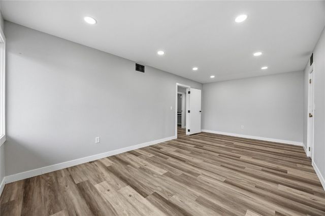 4245 1st Avenue SE A, Cedar Rapids, IA 52402