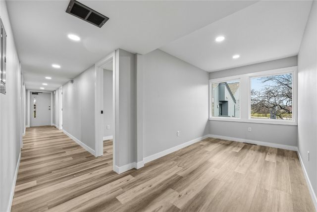 4245 1st Avenue SE A, Cedar Rapids, IA 52402