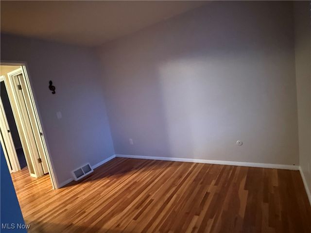 195 Surrey Lane, Canfield, OH 44406