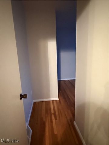 195 Surrey Lane, Canfield, OH 44406