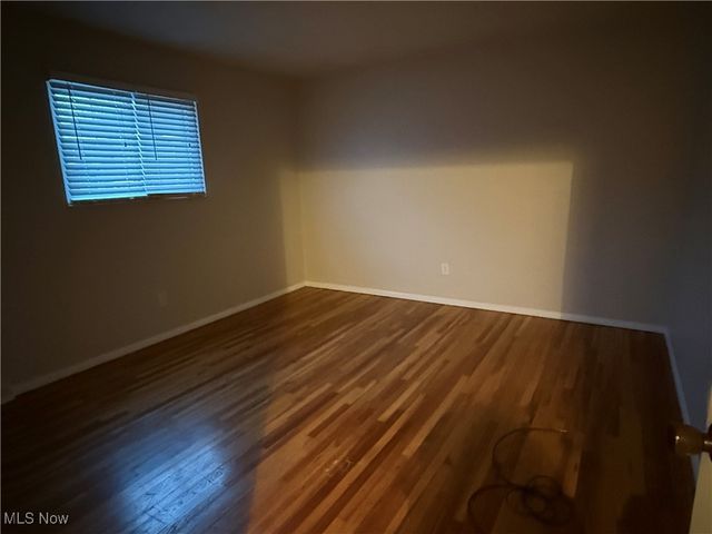 195 Surrey Lane, Canfield, OH 44406