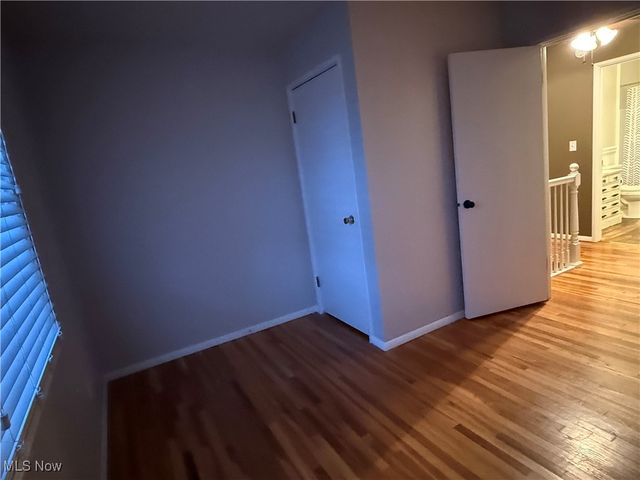 195 Surrey Lane, Canfield, OH 44406