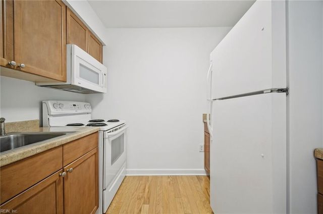 215 Brooke Ave Apt 311, Norfolk, VA 23510