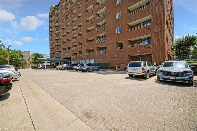 215 Brooke Ave Apt 311, Norfolk, VA 23510