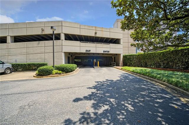 215 Brooke Ave Apt 311, Norfolk, VA 23510