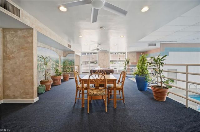 215 Brooke Ave Apt 311, Norfolk, VA 23510