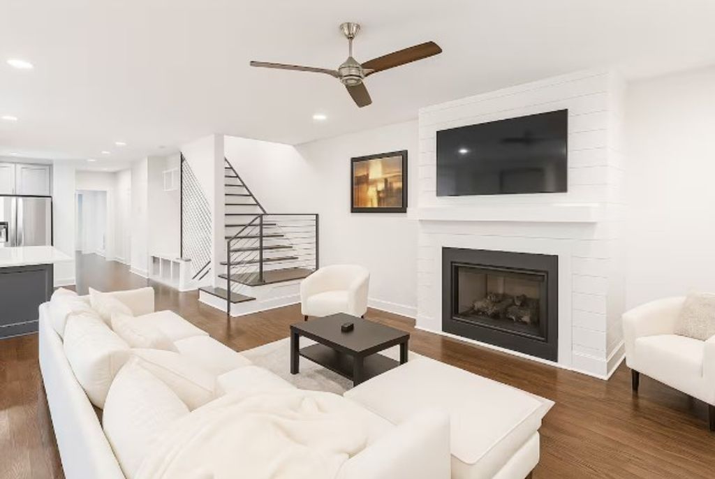 1114B 2nd Ave, S, Nashville, TN 37210