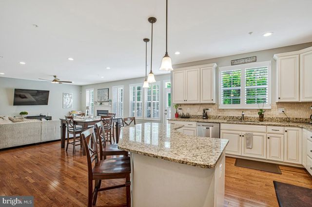 812 PHYLLIS ST, Odenton, MD 21113